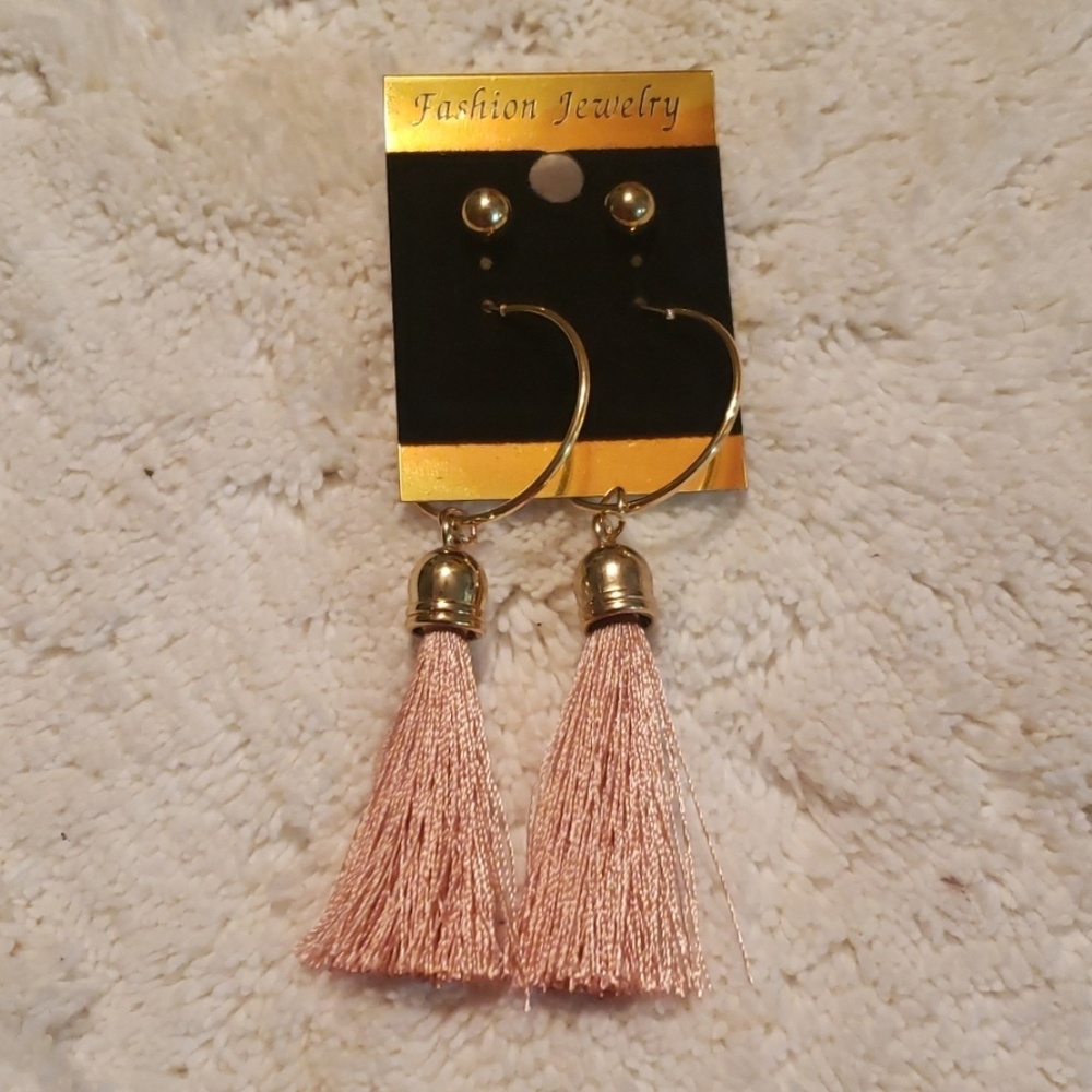 💎PINK TASSLE EARRINGS💎